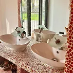 Dormi Nella Privata Con Letto Ad Acqua, Sauna, Doccia Emozionale E Kneipp
