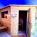 Appartamento Dormi Nella Privata Con Letto Ad Acqua, Sauna, Doccia Emozionale E Kneipp *
