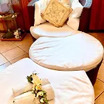 Appartamento Dormi Nella Privata Con Letto Ad Acqua, Sauna, Doccia Emozionale E Kneipp Alessandria