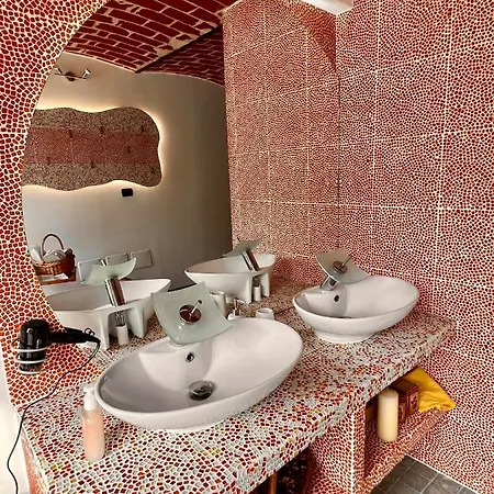 Dormi Nella Privata Con Letto Ad Acqua, Sauna, Doccia Emozionale E Kneipp * Alessandria