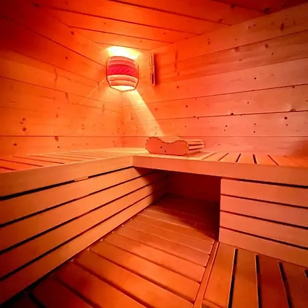 Apartment Dormi Nella Privata Con Letto Ad Acqua, Sauna, Doccia Emozionale E Kneipp *