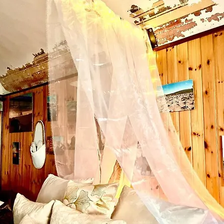 Dormi Nella Privata Con Letto Ad Acqua, Sauna, Doccia Emozionale E Kneipp Apartamento *