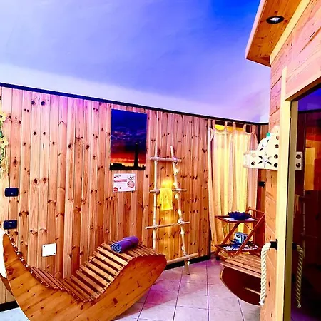 Dormi Nella Privata Con Letto Ad Acqua, Sauna, Doccia Emozionale E Kneipp Alessandria