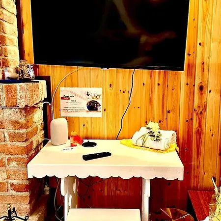 Apartment Dormi Nella Privata Con Letto Ad Acqua, Sauna, Doccia Emozionale E Kneipp