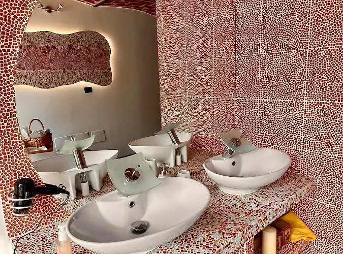 Dormi Nella Privata Con Letto Ad Acqua, Sauna, Doccia Emozionale E Kneipp * İskenderiye