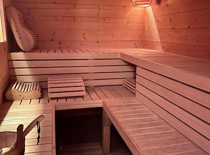 Daire Dormi Nella Privata Con Letto Ad Acqua, Sauna, Doccia Emozionale E Kneipp *