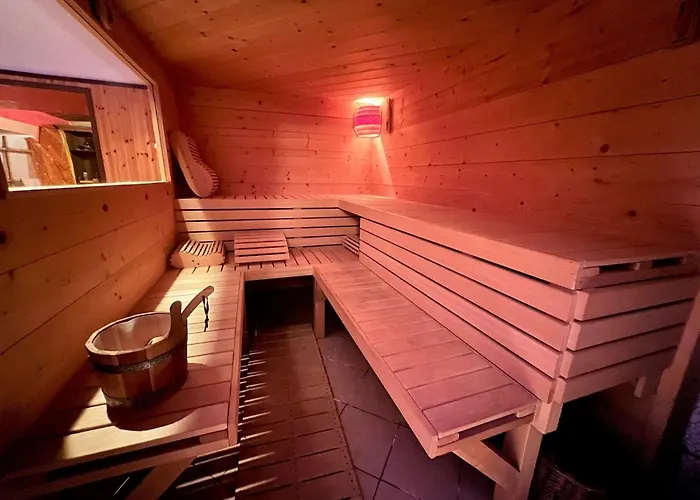 Dormi Nella Privata Con Letto Ad Acqua, Sauna, Doccia Emozionale E Kneipp Daire