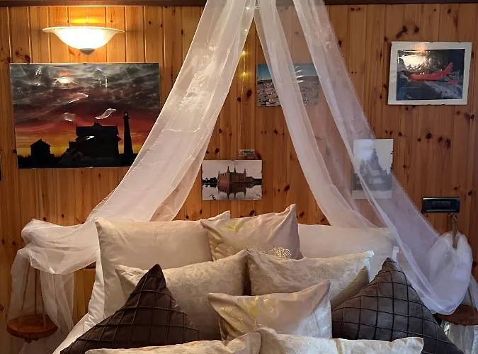 Dormi Nella Privata Con Letto Ad Acqua, Sauna, Doccia Emozionale E Kneipp Daire İskenderiye