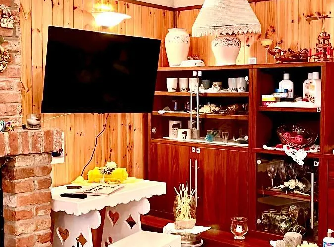 Dormi Nella Privata Con Letto Ad Acqua, Sauna, Doccia Emozionale E Kneipp Alessandria
