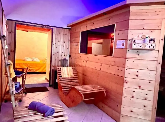 Daire Dormi Nella Privata Con Letto Ad Acqua, Sauna, Doccia Emozionale E Kneipp *