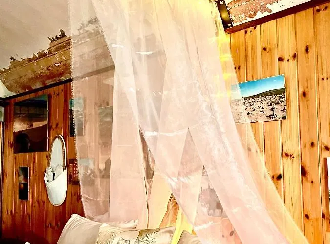 Dormi Nella Privata Con Letto Ad Acqua, Sauna, Doccia Emozionale E Kneipp Daire *