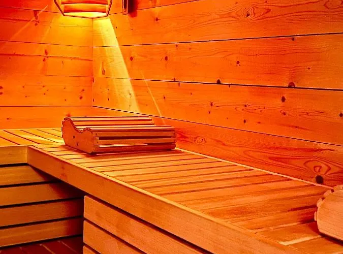 Daire Dormi Nella Privata Con Letto Ad Acqua, Sauna, Doccia Emozionale E Kneipp