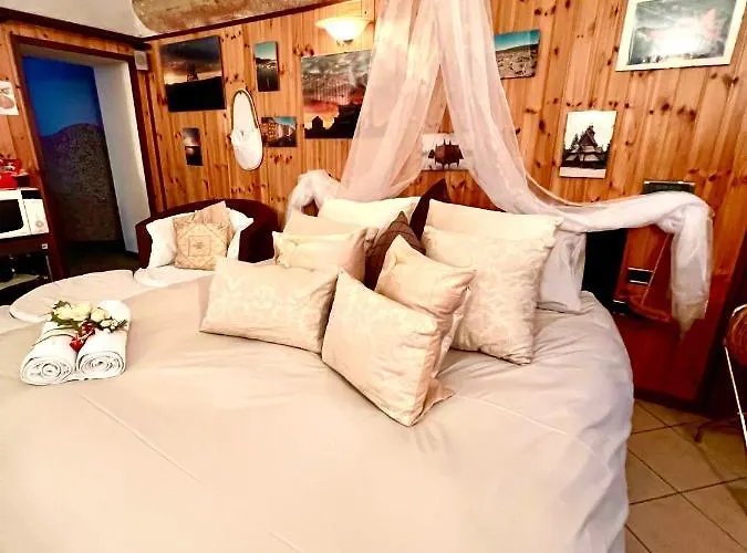 Dormi Nella Privata Con Letto Ad Acqua, Sauna, Doccia Emozionale E Kneipp İskenderiye