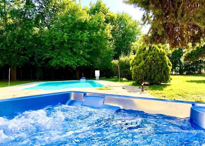 Dormi Nella Privata Con Letto Ad Acqua, Sauna, Doccia Emozionale E Kneipp *