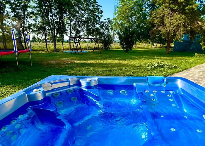 Dormi Nella Privata Con Letto Ad Acqua, Sauna, Doccia Emozionale E Kneipp